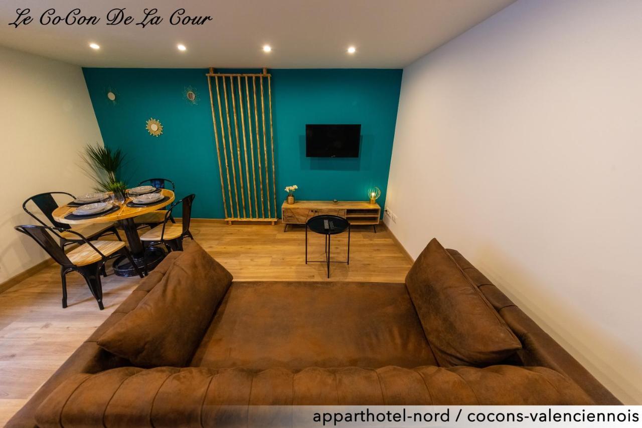 Le Cocon De La Cour Apartment Valenciennes Ngoại thất bức ảnh